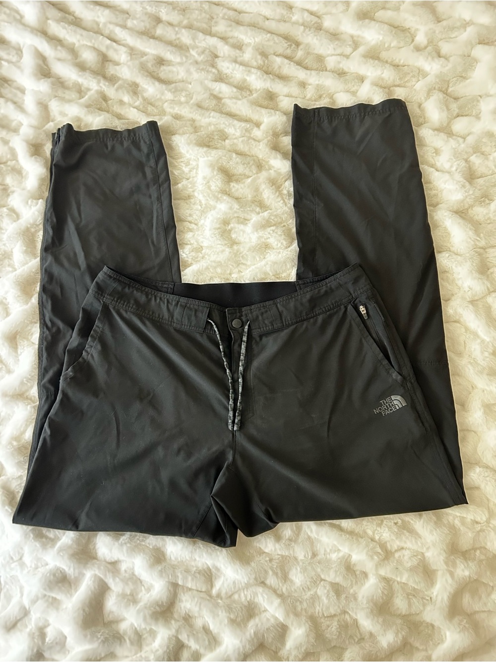The North Face Men’s lightweight Flashdry-XD Hiking Pants Medium patched